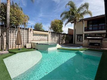 Casa de Campo en Venta en Lomas de Comanjilla León Guanajuato