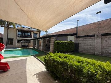 Casa de Campo en Venta en Lomas de Comanjilla León Guanajuato