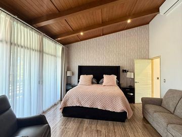 Casa de Campo en Venta en Lomas de Comanjilla León Guanajuato