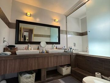 Casa de Campo en Venta en Lomas de Comanjilla León Guanajuato