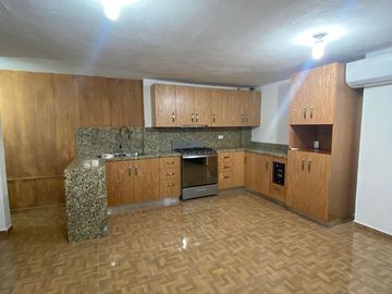 CASA EN RENTA EN 