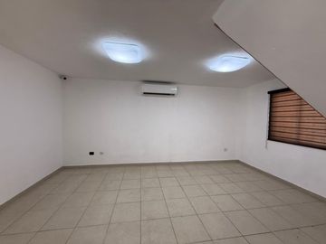 CASA EN RENTA EN 