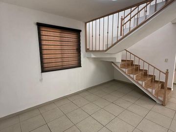 CASA EN RENTA EN 