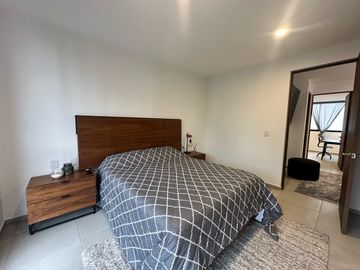 CASA AMUEBLADA EN RENTA EN TOLUCA CERCA DEL AEROPUERTO Y PARQUE INDUSTRIAL 2000