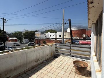 Casa Comercial