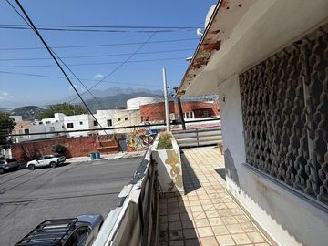 Casa Comercial
