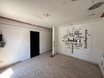 Casa Comercial