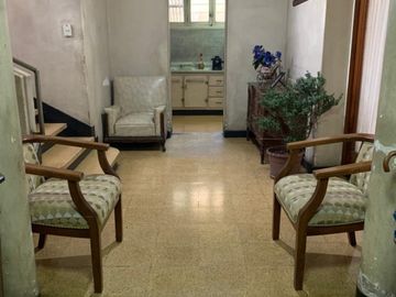 Propiedad 336 m2 útiles, 506 m2 terreno, sector comercial, Ñuñoa