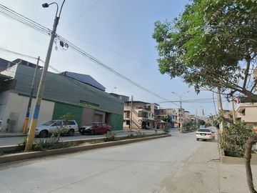 se vende casa como terreno en villa el salvador