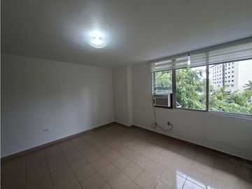 EL CANGREJO / HILTON PARK / 92M / 2 HABITACIONES / 2 BAÑOS / VACIO
