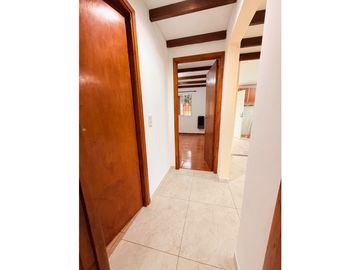 LATORRE PROP. ALQUILA 24 MESES CASA CON PARQUE