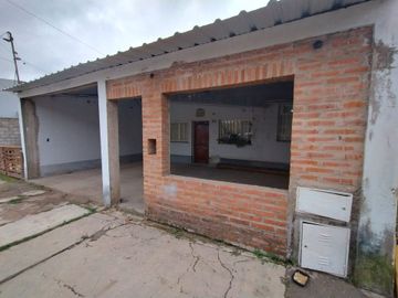 VENTA CASA 2 DORMITORIOS 212 M2 ALTO COMEDERO