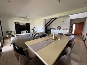 CASA EN VENTA LAS CORTADERAS 1, GUAYMALLÉN