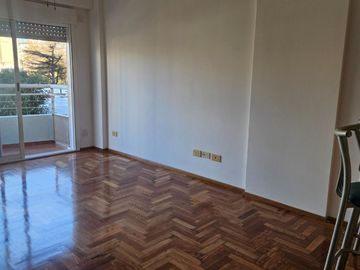 VENTA DEPARTAMENTO 3 AMBIENTES EN FLORESTA