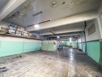 VENTA DEPOSITO 420 METROS DEPARTAMENTO VILLA REAL