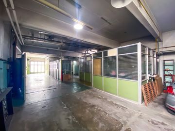 VENTA DEPOSITO 420 METROS DEPARTAMENTO VILLA REAL