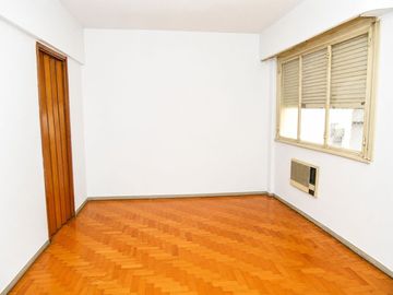 3 AMBIENTES MAS DEPENDENCIA Y BALCON