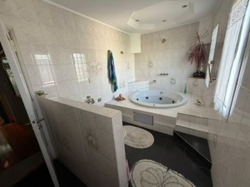 DEPARTAMENTO VENTA PATERNAL 5 AMB COCHERA TERRAZA