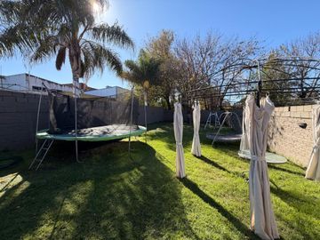 CASA EN EXCELENTE ESTADO ADROGUE APTA CREDITO