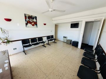 Departamento 6 ambientes venta Lomas de Zamora