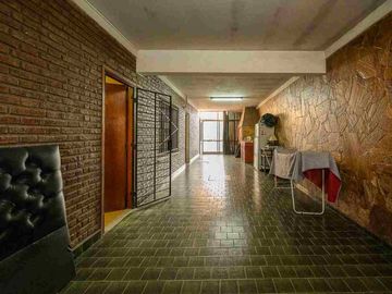 Venta Casa 3 Dormitorios + local comercial