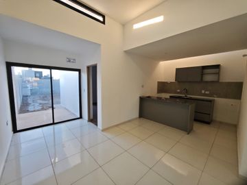CASA DUPLEX 2 DORM. 2 BAÑOS DOCTA / NOBU