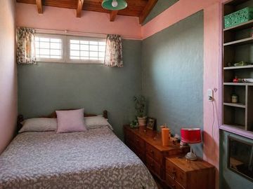 VENTA CASA 5 DORMITORIOS C/DPTO -PILETA Guaymallén