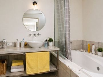 VENTA CASA 5 DORMITORIOS C/DPTO -PILETA Guaymallén