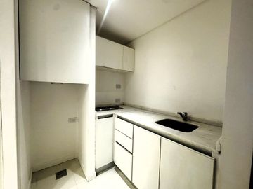 VENTA  2 AMB. C/COCH. APTO OFICINA.BELGRANO