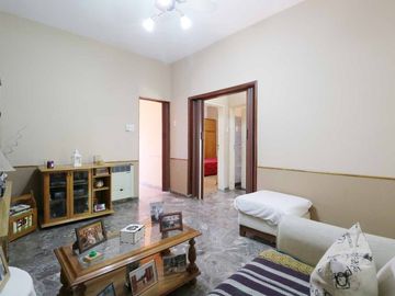 Casa 3amb con cochera y jardín en Villa Bosch