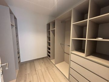 Excelente Casa en Barrio Marinas Puertos Escobar