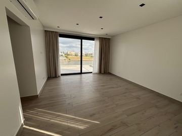 Excelente Casa en Barrio Marinas Puertos Escobar