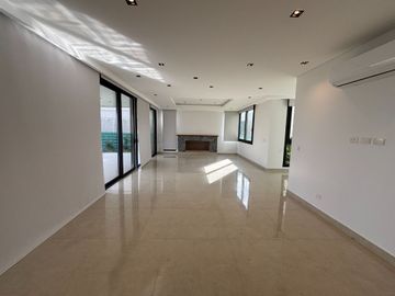 Excelente Casa en Barrio Marinas Puertos Escobar