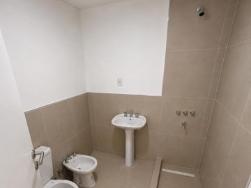 VENTA DEPARTAMENTO INTERNO 1 DORM PLANTA ALTA