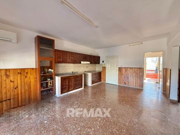 Venta Dpto 4 amb Primer Piso con Terraza Zarate