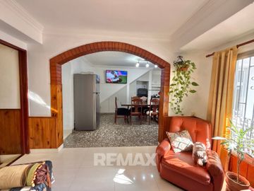 Venta Dpto 3 Amb con Patio y Cochera PB, Zarate