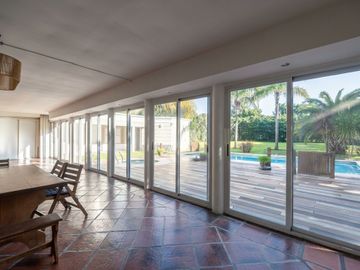CASA EN VENTA 6 AMBIENTES EN B.C. EL RODAL CANNING