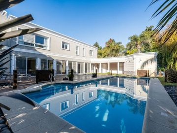 CASA EN VENTA 6 AMBIENTES EN B.C. EL RODAL CANNING