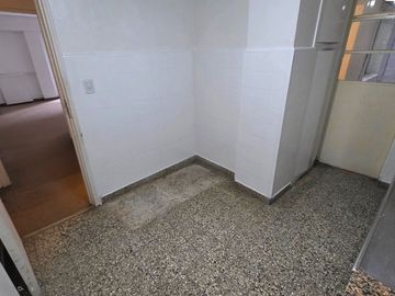 DEPARTAMENTO VENTA CHACARITA 3 AMB + DEP-FINANCIA!