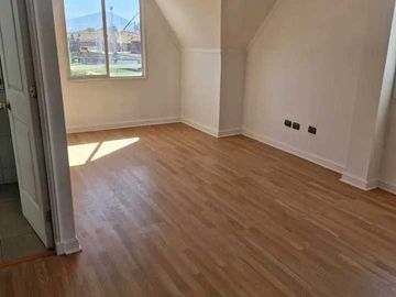Casa en arriendo  en MAIPÚ