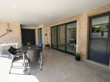 CASA A LA VENTA URQUIZA