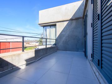 CASA A LA VENTA URQUIZA