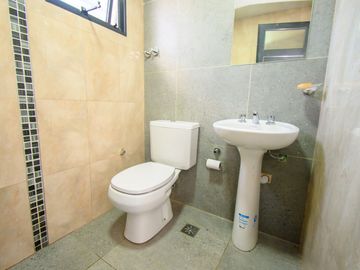 CASA A LA VENTA URQUIZA