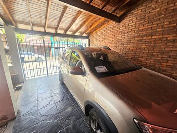 CASA EN VENTA 3 AMB VILLA BALLESTER PILETA TERRAZA