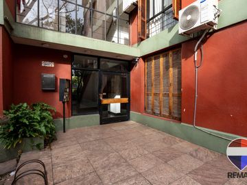 VENTA LUMINOSO Y FUNCIONAL DEPTO 3 AMB EN LA BOCA