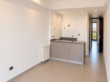 DEPARTAMENTO 2 AMBIENTES CON COCHERA EN QUILMES