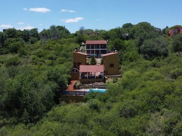 VENTA DOS CASAS Y CUATRO DUPLEX SIQUIMAN