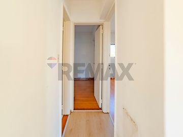 Venta semi piso 3 amb c doble balcón. Caballito