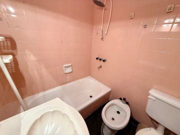 VENTA DPTO. 3 AMB. PISO ALTO CON BALCÓN SAAVEDRA.