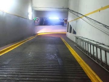 Venta Cochera fija, cubierta en Belgrano